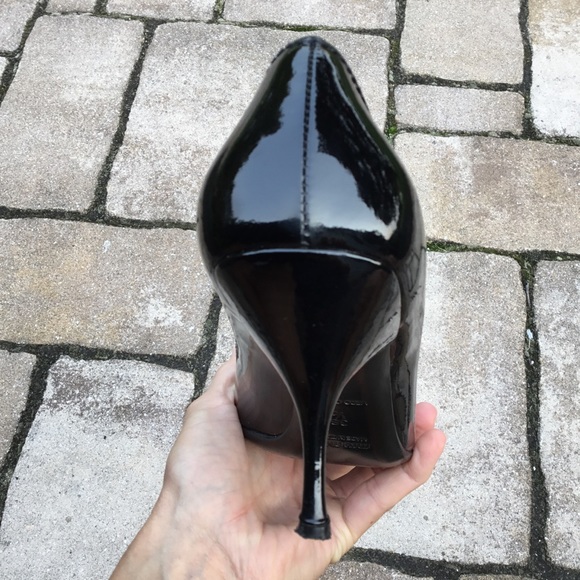 Miu Miu Amputee Single Shoe Patent Leather Heel - Picture 7 of 13